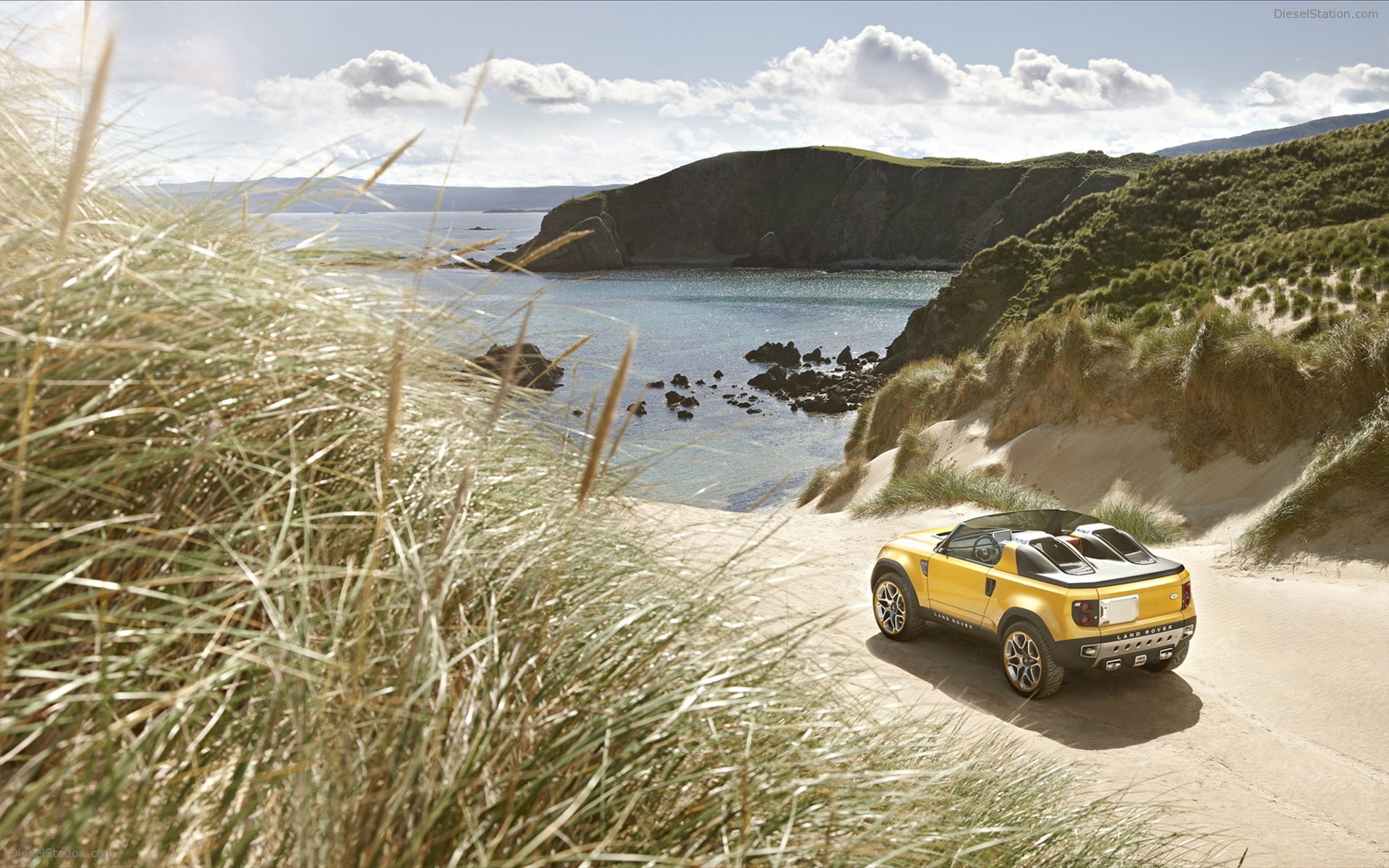 Land Rover Defender DC100 Sport Concept 2011